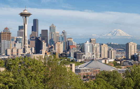 Seattle, Washington skyline in the summer.