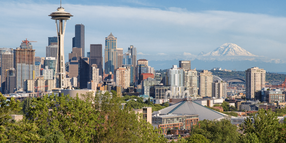 Seattle, Washington skyline in the summer.