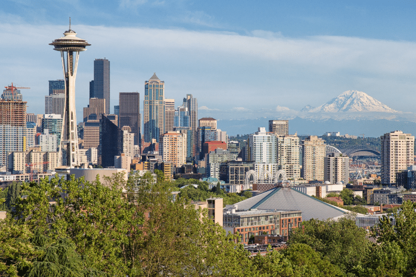 Seattle, Washington skyline in the summer.